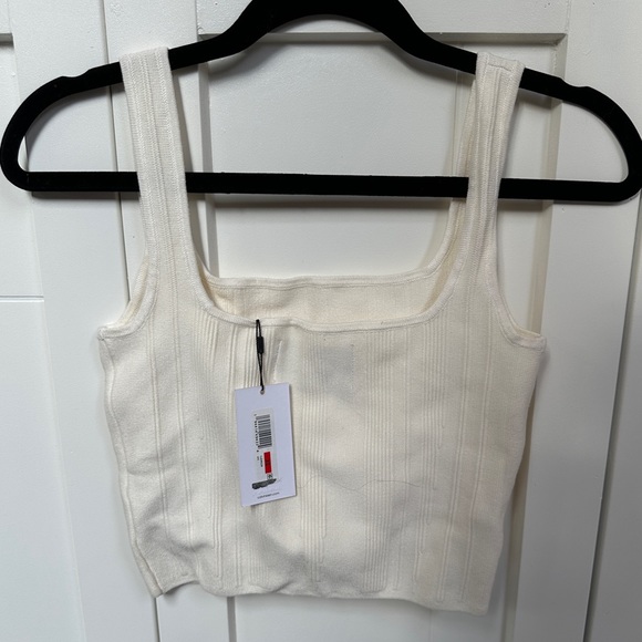 Calvin Klein white cropped tank - Picture 2 of 2